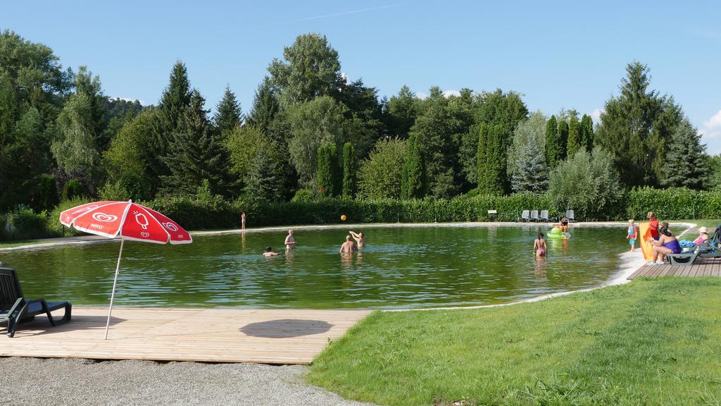 Camping Au Pays De Hanau Hotel Dossenheim-sur-Zinsel Exterior photo